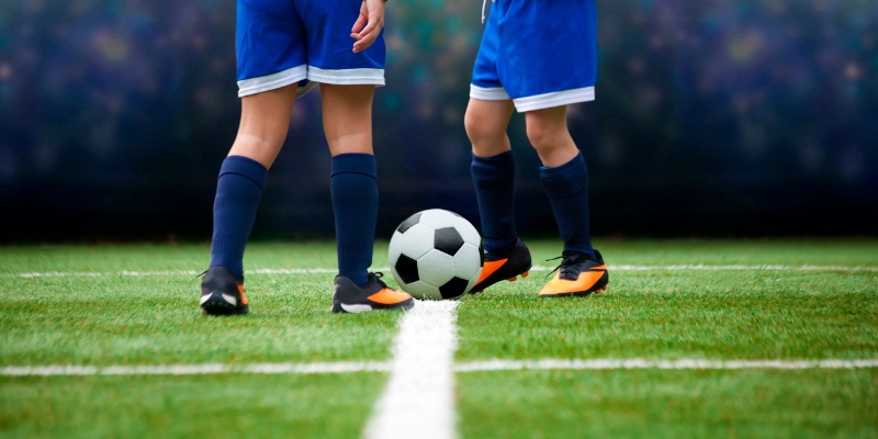 Chiến lược đặt kèo giao bóng trước là gì