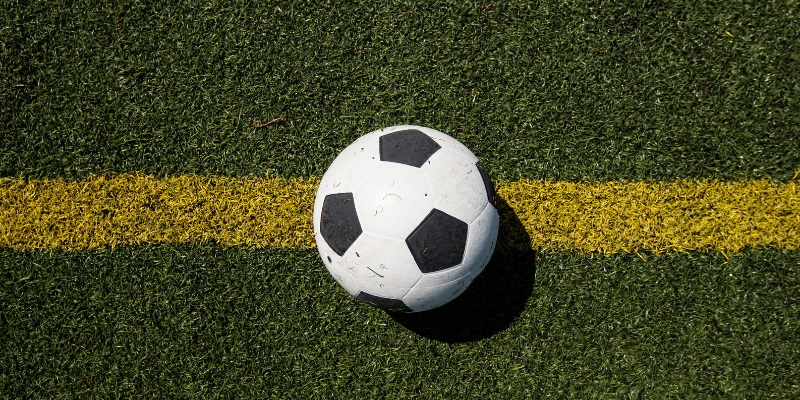 Kèo giao bóng trước có được kết hợp với các kèo khác hay không?